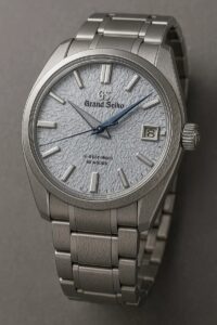 Lee más sobre el artículo Rompiendo Barreras: El Grand Seiko SLGB003 y su Precisión Anual sin Precedentes