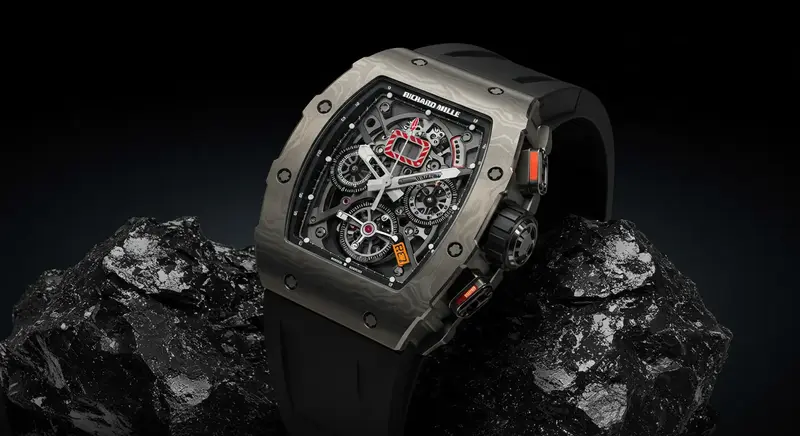 Primer plano de un reloj Richard Mille resistente al impacto, usado en Fórmula 1