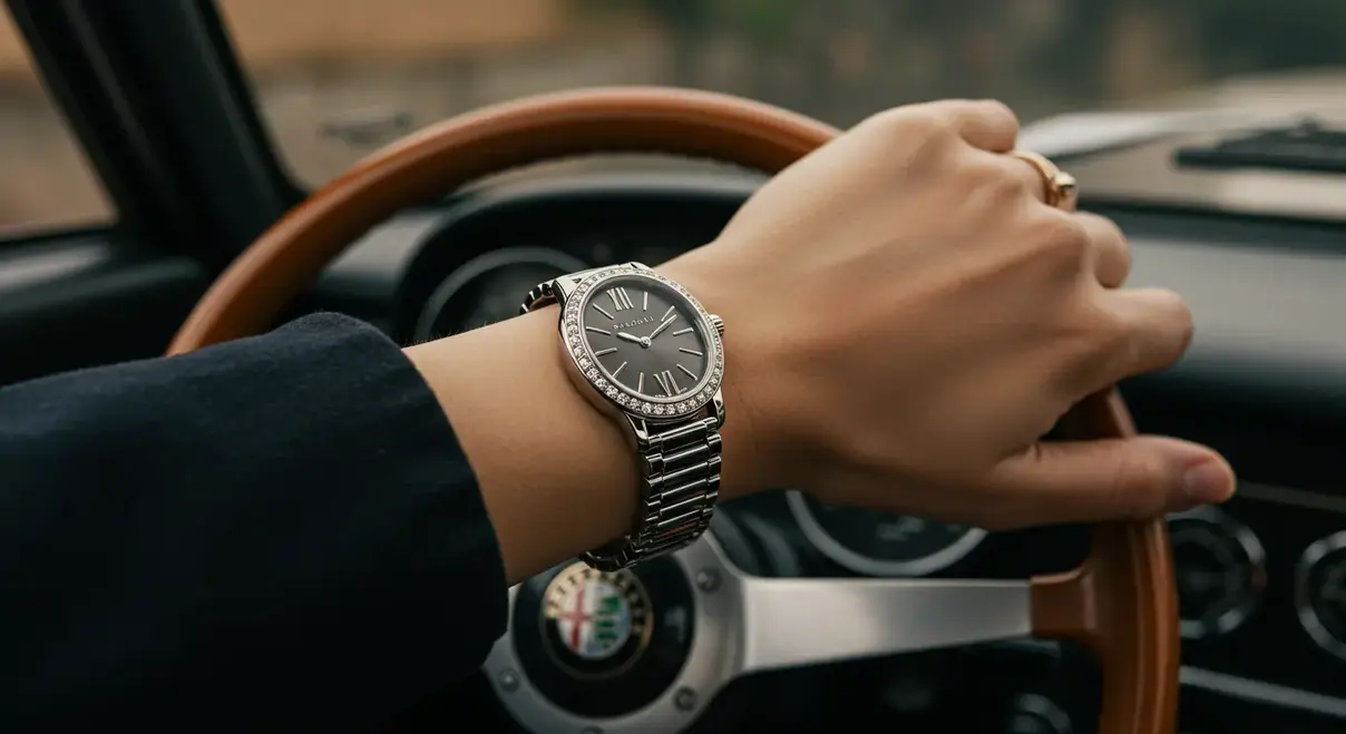 Colección Bvlgari Serpenti Seduttori, hito en los lanzamientos de relojes 2025 para mujer.