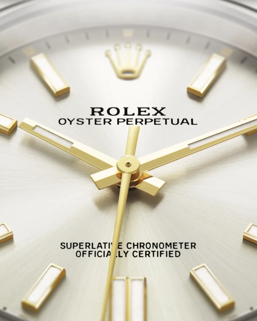 Proceso de fabricación de un reloj de lujo Rolex Oyster Perpetual durante el ensamblaje artesanal de la alta relojería suiza