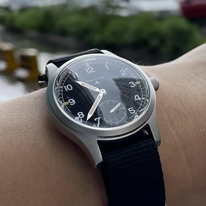 Baltany Dirty Dozen D12 field watch militar 36mm cristal zafiro vintage estilo WWW relojes chinos asequibles 2026