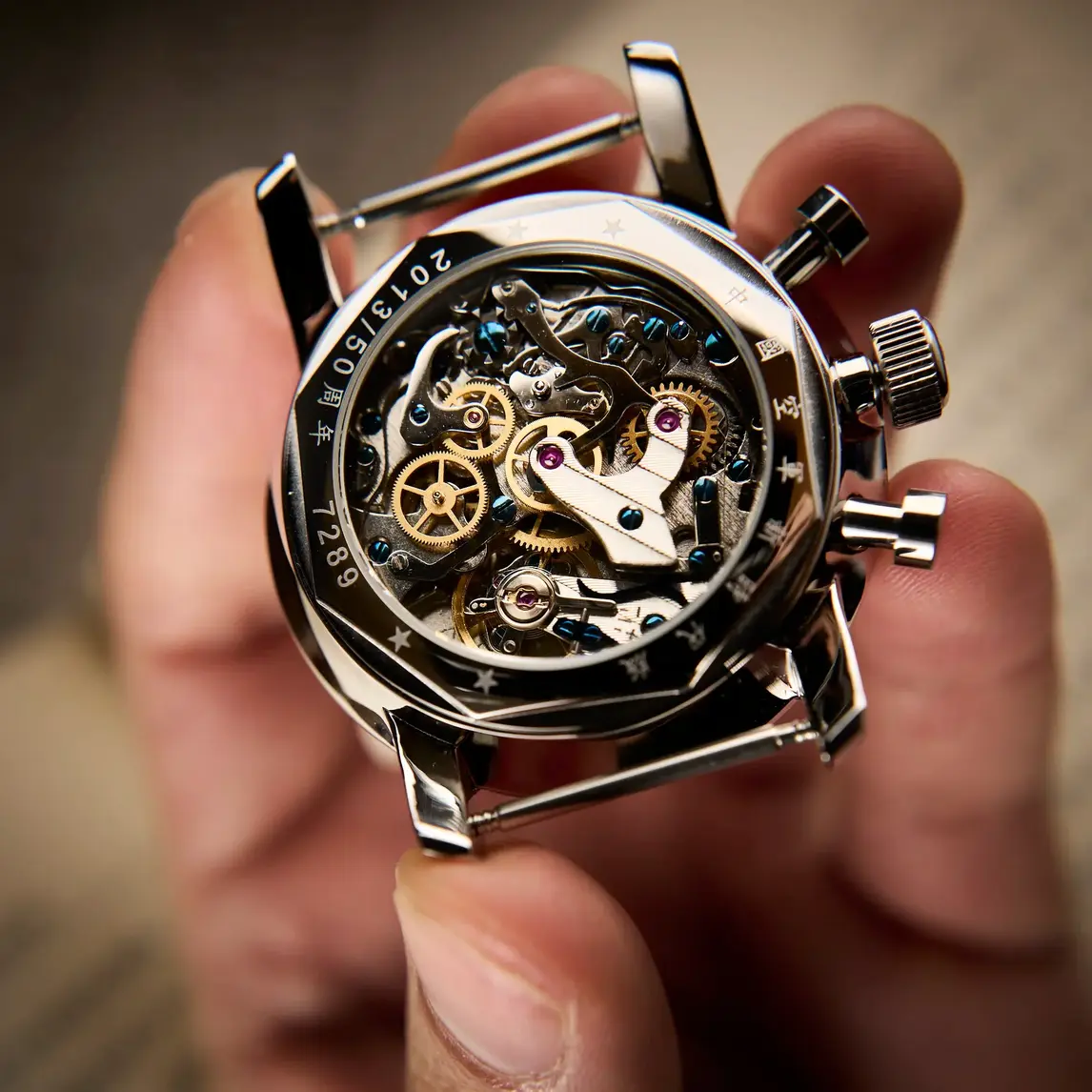 Movimiento cronógrafo chino Sea-Gull ST19 con rueda de pilares visible y regulador cuello de cisne, calibre mecánico manufactura