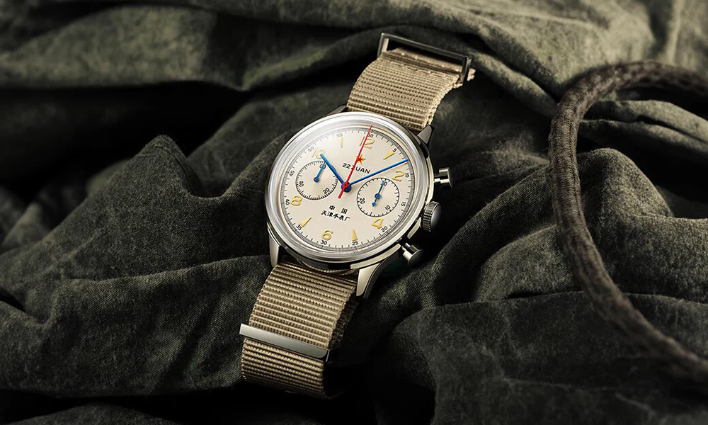 Fondo abierto del Seagull 1963 mostrando el calibre ST1901 con rueda de pilares